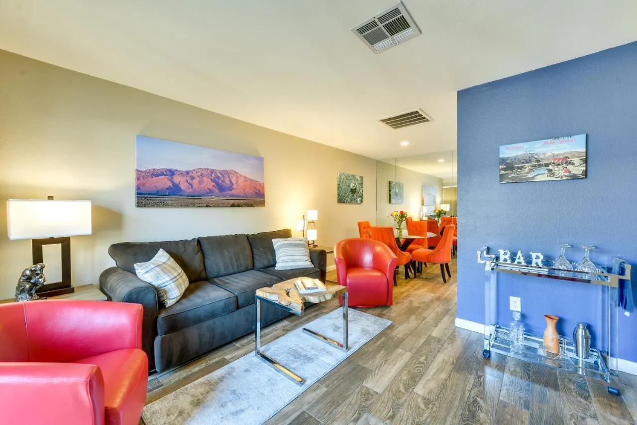 Central Palm Springs Resort Condo With 2 Balconies Apartment
