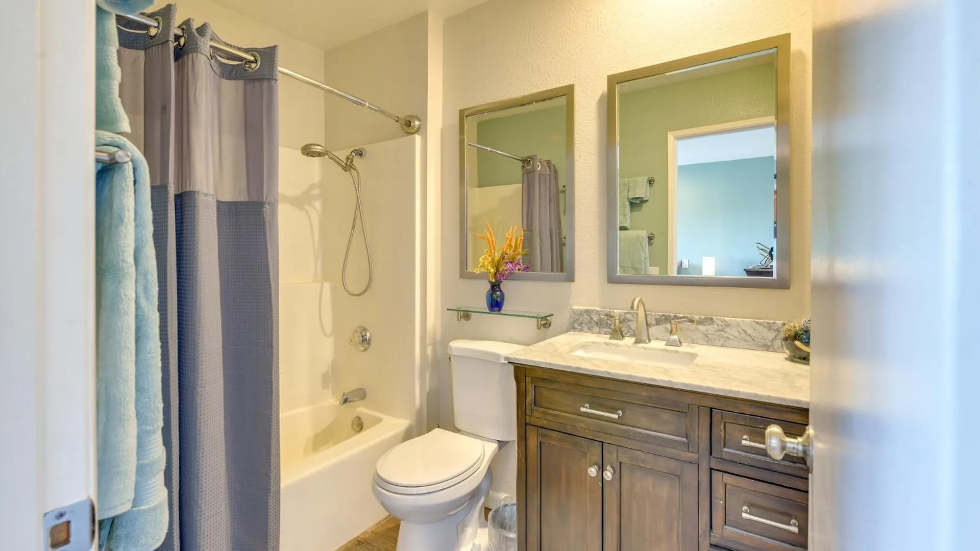 Central Palm Springs Resort Condo With 2 Balconies 0*,